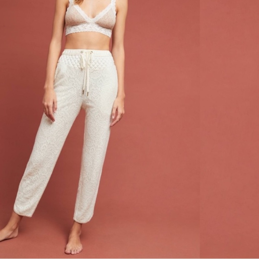 Anthropologie Saturday Sunday Quilted Lace Crochet Ivory Joggers W-759 Sz S